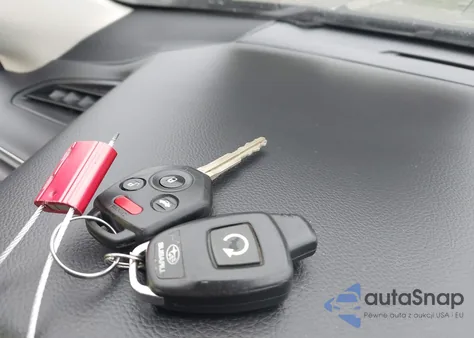 2019 Subaru Outback 2.5I z USA, uszkodzony, nr VIN 4S4BSABC3K3271244